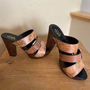 Alviero Martini geo print collection clog heels